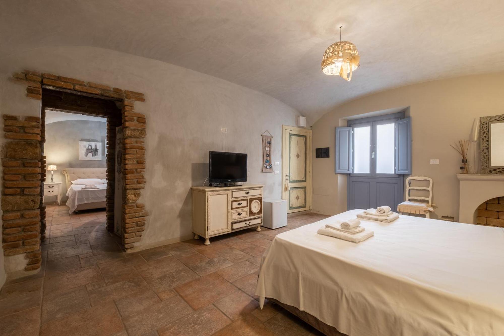 Dimoras Dimore Nel Cuore Di Olbia Exterior foto